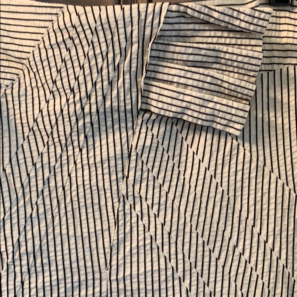 Eva Franco Seersucker pencil Skirt Fr Sz 8/US Sz 4